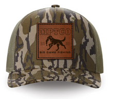 Load image into Gallery viewer, MPTCo Richardson 112 5 Panel Classic Dog Big Game Logo